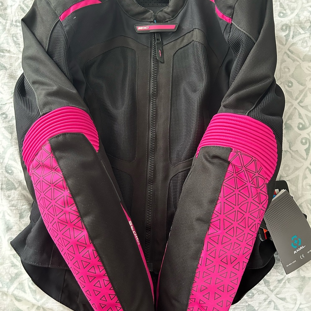 Women’s Riders jacket - Picture 2 of 5